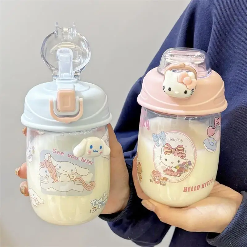 500 мл Sanrio чашка для воды милая соломенная чашка Hello Kitty Cinnamoroll большая емкость для активного отдыха портативная пластиковая чашка для воды подарки
500 мл Sanrio чашка для воды милая соломенная чашка Hello Kitty Cinnamoroll большая емкость для активного отдыха портативная пластиковая чашка для воды подарки