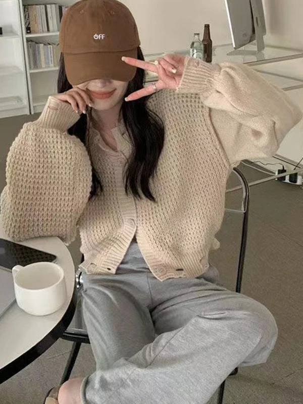 Мягкий уютный вязаный свитер-кардиган с отверстиями для женщин, осенне-зимняя новинка, маленький размер, верхняя одежда, вязаный открытый кардиган, короткий топ
Мягкий уютный вязаный свитер-кардиган с отверстиями для женщин, осенне-зимняя новинка, маленький размер, верхняя одежда, вязаный открытый кардиган, короткий топ