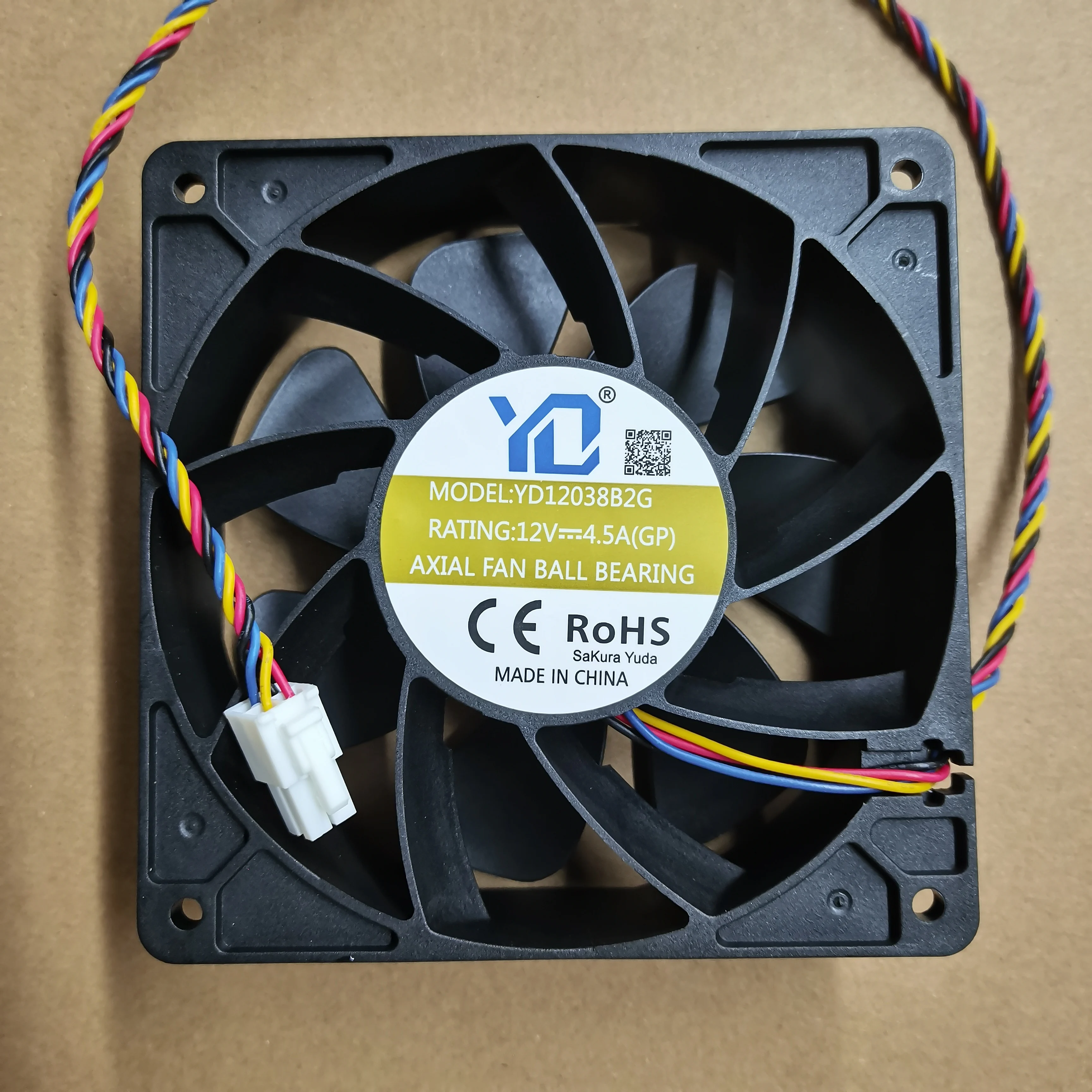 YD YD12038B2G DC 12 В 4,5 А 120x120x38 мм 4-проводной охлаждающий вентилятор для сервера
YD YD12038B2G DC 12 В 4,5 А 120x120x38 мм 4-проводной охлаждающий вентилятор для сервера