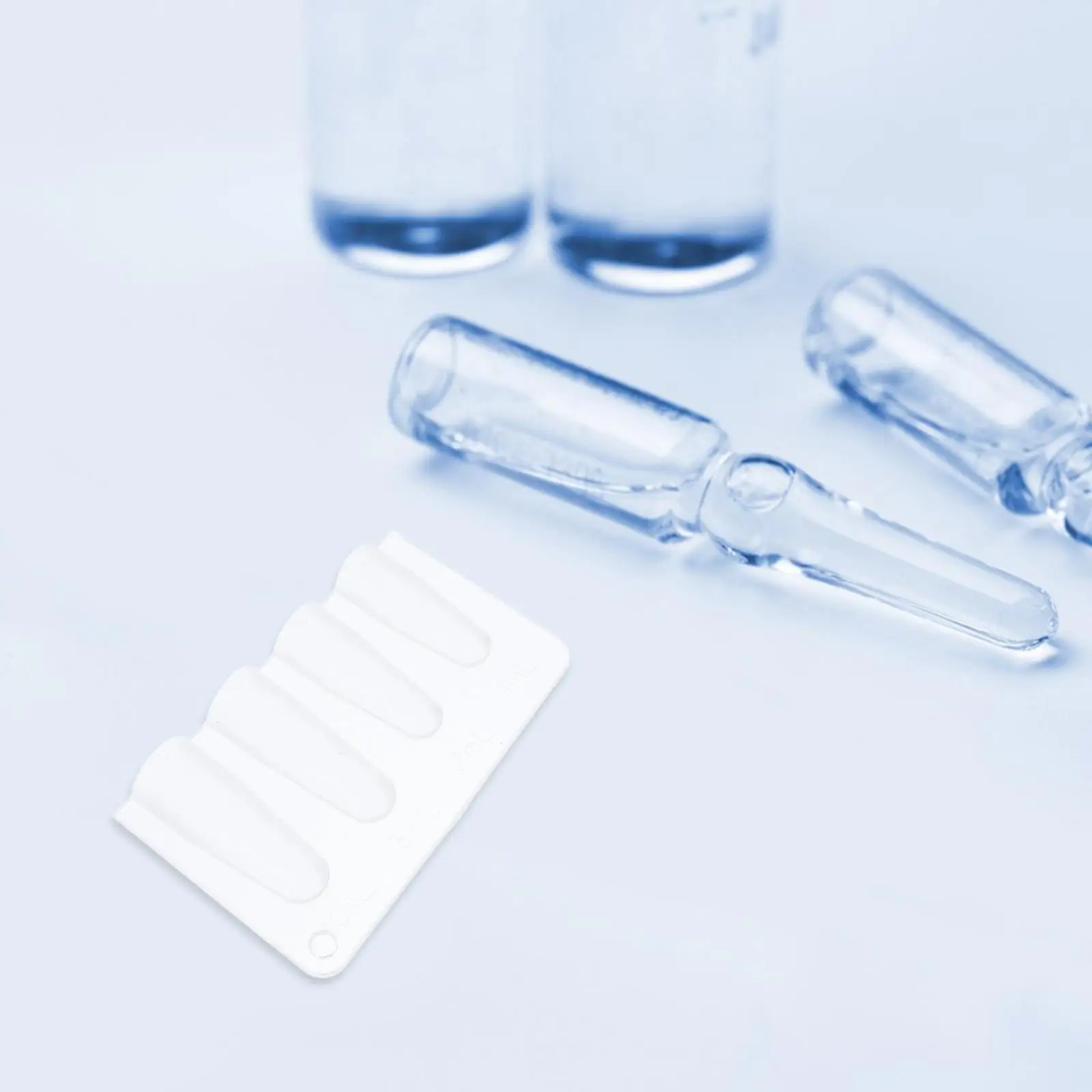 Ampule Opener Professional Vial Breaker Nurse Helper Plastic Cutting Device Reusable Bottle Opener Portable Ampule Opening Tool
Ampule Opener Professional Vial Breaker Nurse Helper Plastic Cutting Device Reusable Bottle Opener Portable Ampule Opening Tool