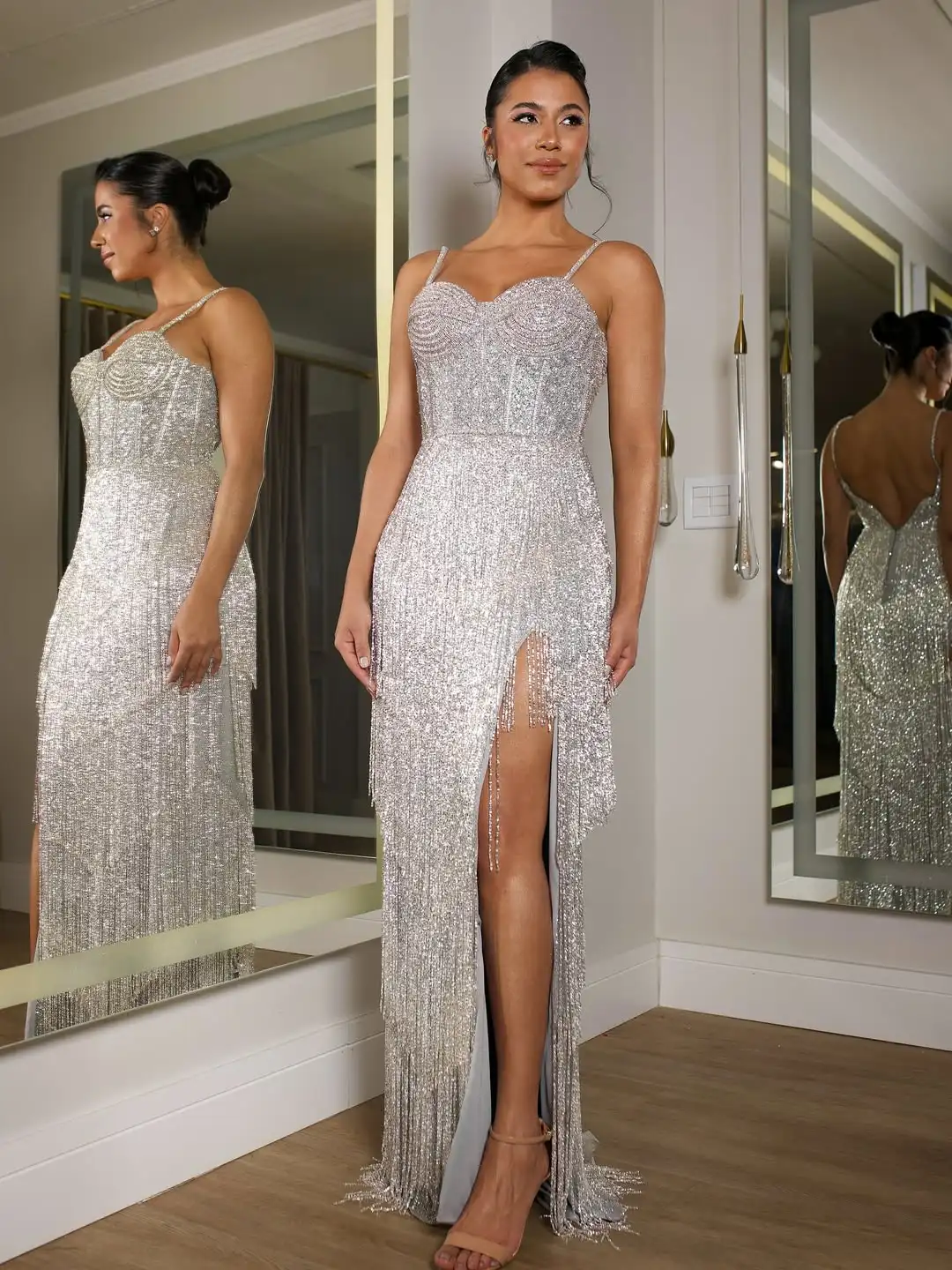 Sweetheart Prom Dress Tassels Evening Dress A Line Party Dress with Straps Luxury Celebrity Dress for Gala Customized
Sweetheart Prom Dress Tassels Evening Dress A Line Party Dress with Straps Luxury Celebrity Dress for Gala Customized