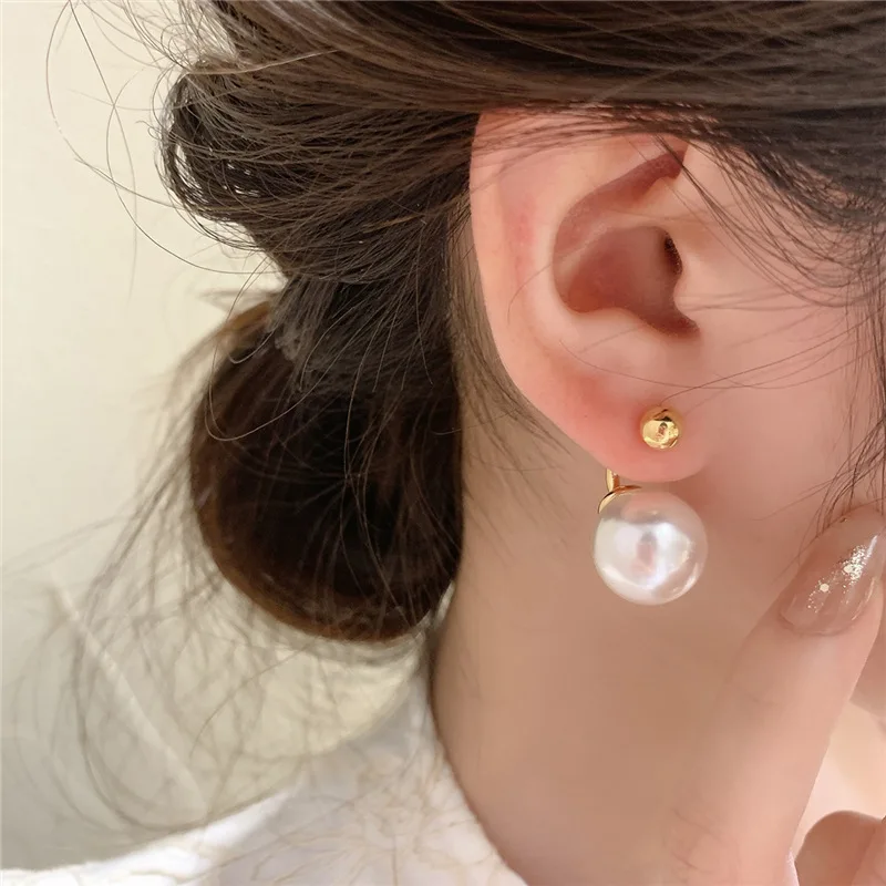 French Style Pearl Stud Earrings for Women 925 Silver Post Vintage Korean Design Delicate Lightweight Daily Wear
French Style Pearl Stud Earrings for Women 925 Silver Post Vintage Korean Design Delicate Lightweight Daily Wear