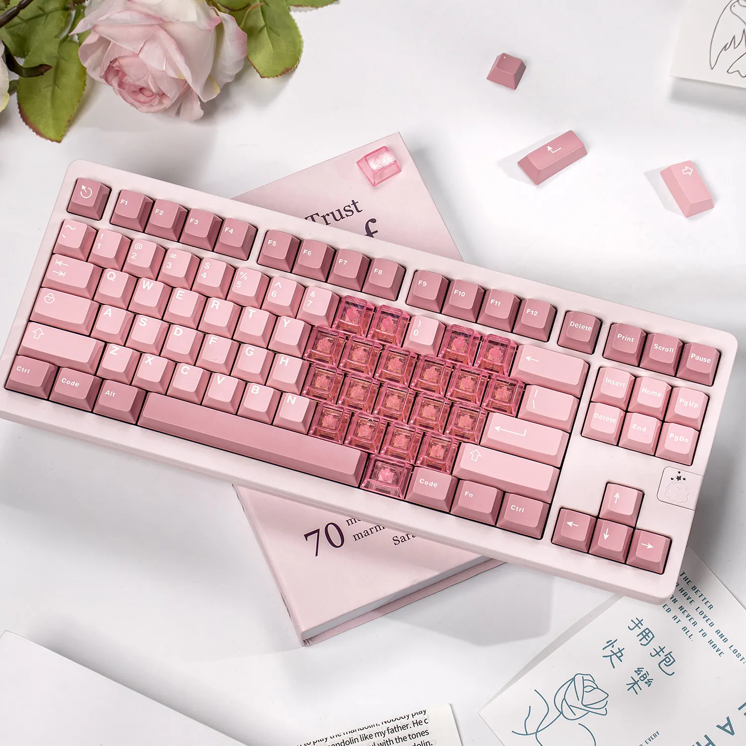 Pink Heart Keycaps 142 Keys Double Shot Keycaps Cherry Profile PC Transparent Keycaps Set For MX 61 68 104 Mechanical Keyboard