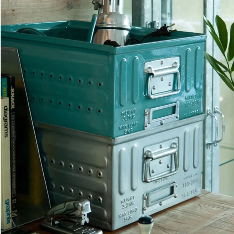 Make Old Vintage Metal Organizer Box Outdoor Industrial Wind Camping Tool Kit 16L Bar Decoration Box Household Sundries Case
Make Old Vintage Metal Organizer Box Outdoor Industrial Wind Camping Tool Kit 16L Bar Decoration Box Household Sundries Case
