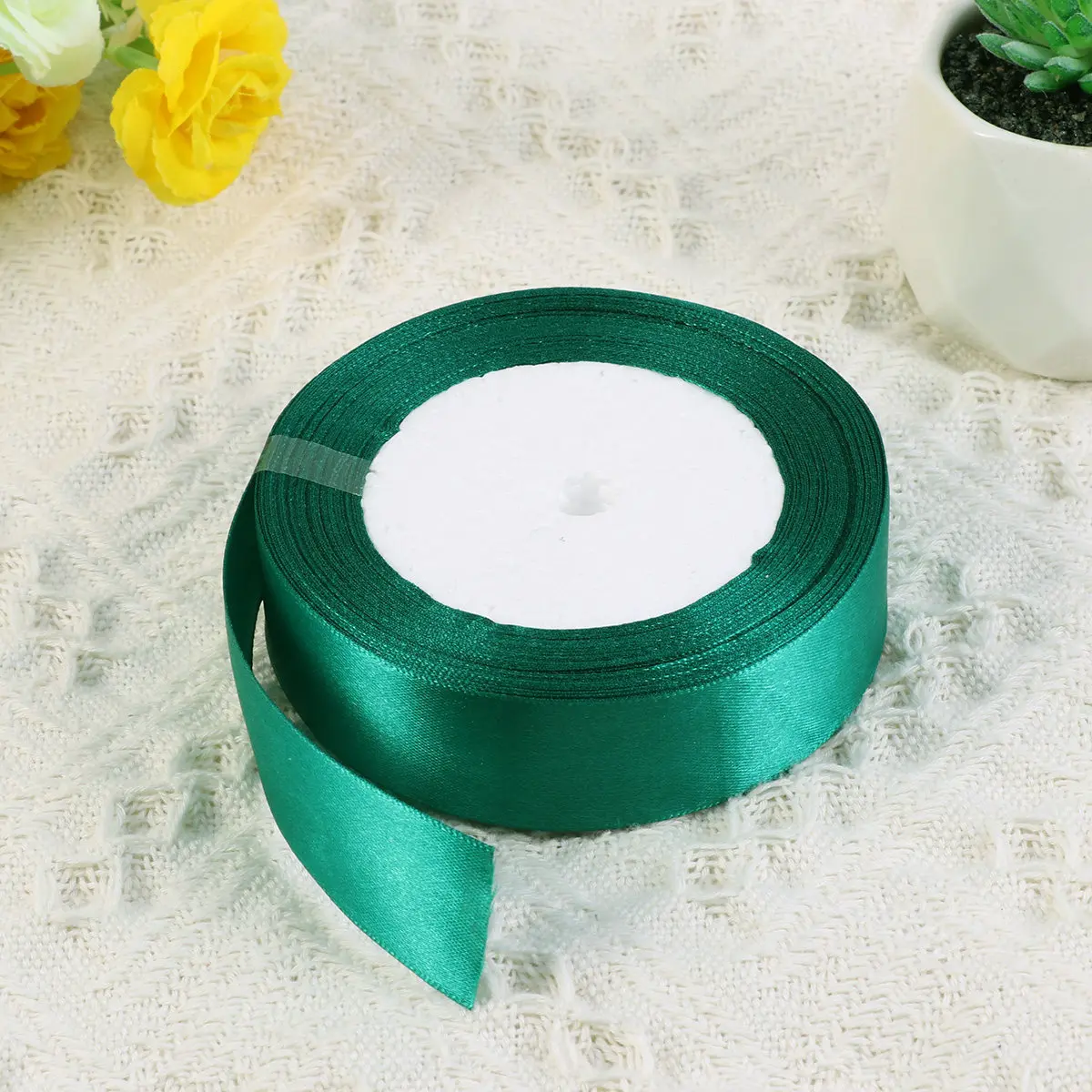 1 Roll Double Sided Satin Ribbon 25 Yards Green Smooth Polyester Craft Ribbon for Wedding Party Decoration Gift Wrapping Bridal
1 Roll Double Sided Satin Ribbon 25 Yards Green Smooth Polyester Craft Ribbon for Wedding Party Decoration Gift Wrapping Bridal