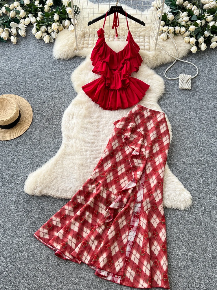 Red Lace Trim Neck Hanging Top And Plaid Skirt Two-Piece Set Women's Slim Fit Holiday Style Summer Outfit High Waist
Red Lace Trim Neck Hanging Top And Plaid Skirt Two-Piece Set Women's Slim Fit Holiday Style Summer Outfit High Waist