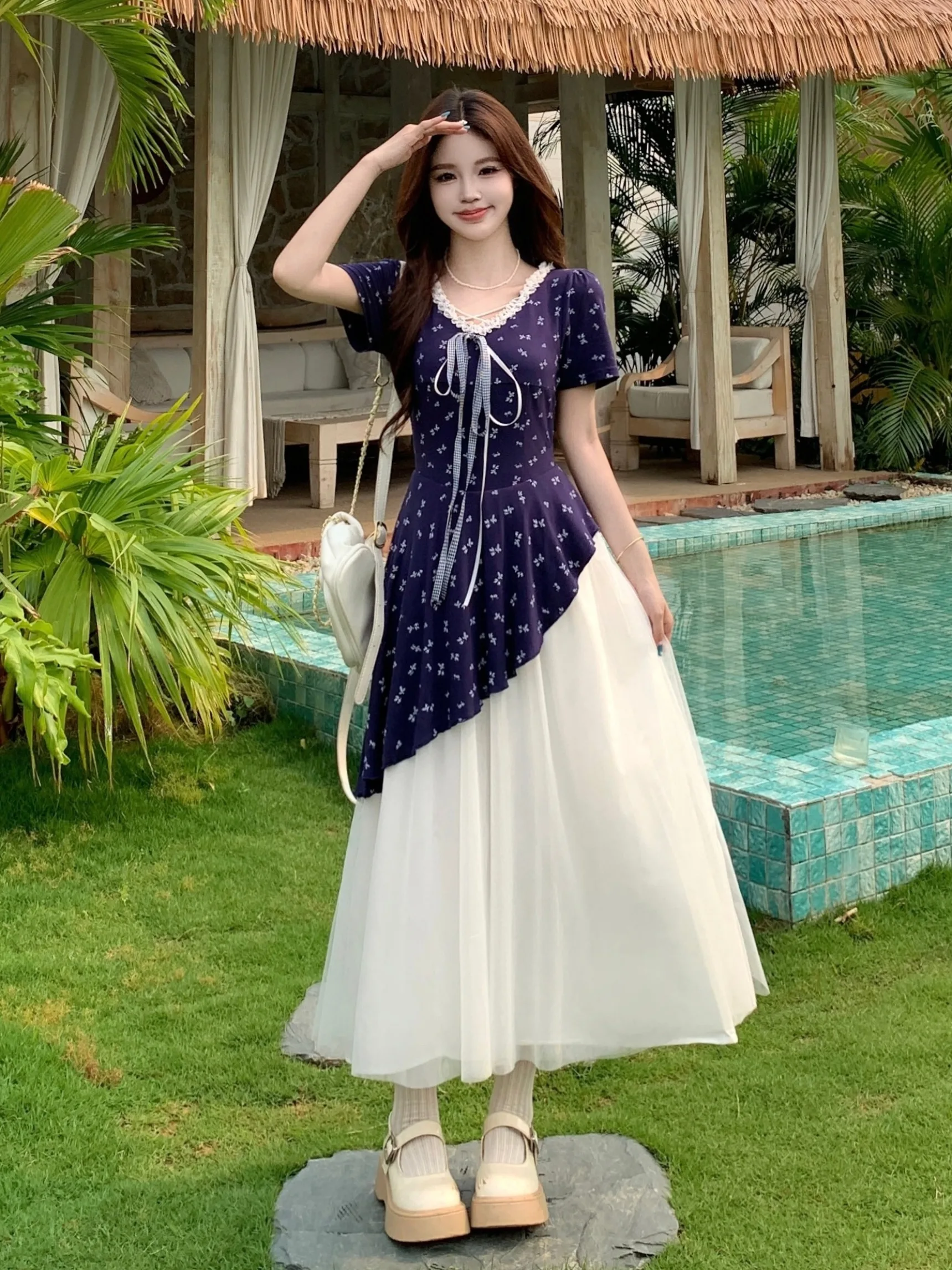 Sweet Style plus Size Summer New Net Skirt Dress Irregular Waist Shaping Floral Lace Women's A-Line Dress Breathable Casual
Sweet Style plus Size Summer New Net Skirt Dress Irregular Waist Shaping Floral Lace Women's A-Line Dress Breathable Casual