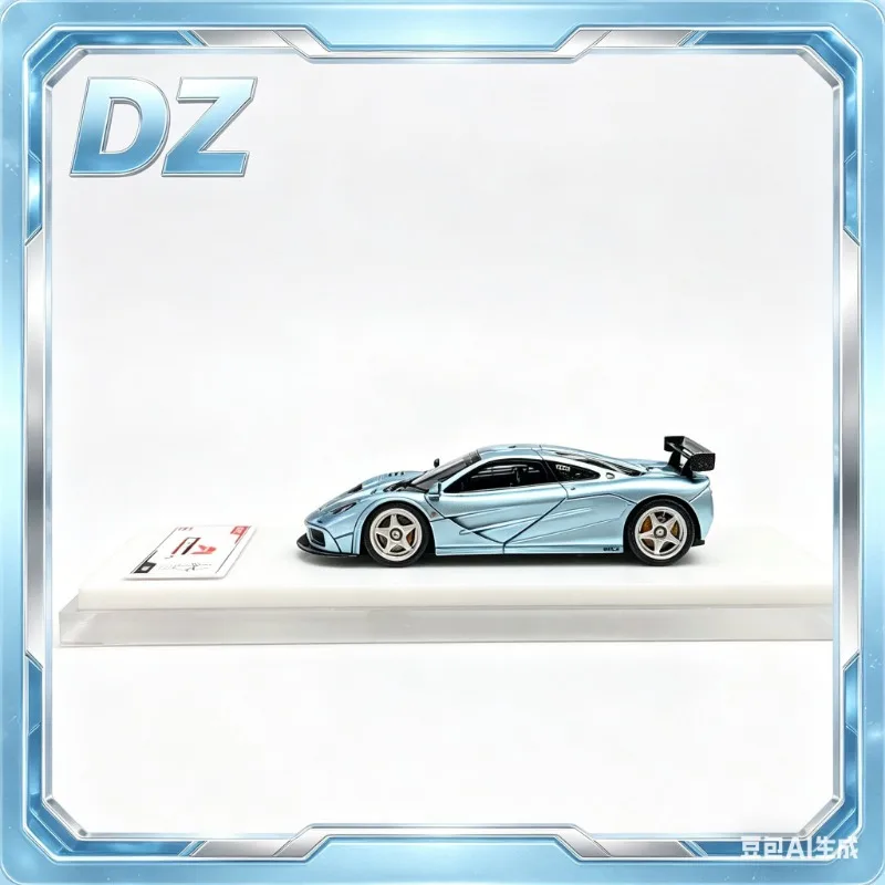 Модель автомобиля Demon Zone 1:64 McLaren F1 LM XP1 из пластика - коллекционный предмет для взрослых, статическая имитационная модель, игрушка для мальчиков.
Модель автомобиля Demon Zone 1:64 McLaren F1 LM XP1 из пластика - коллекционный предмет для взрослых, статическая имитационная модель, игрушка для мальчиков.