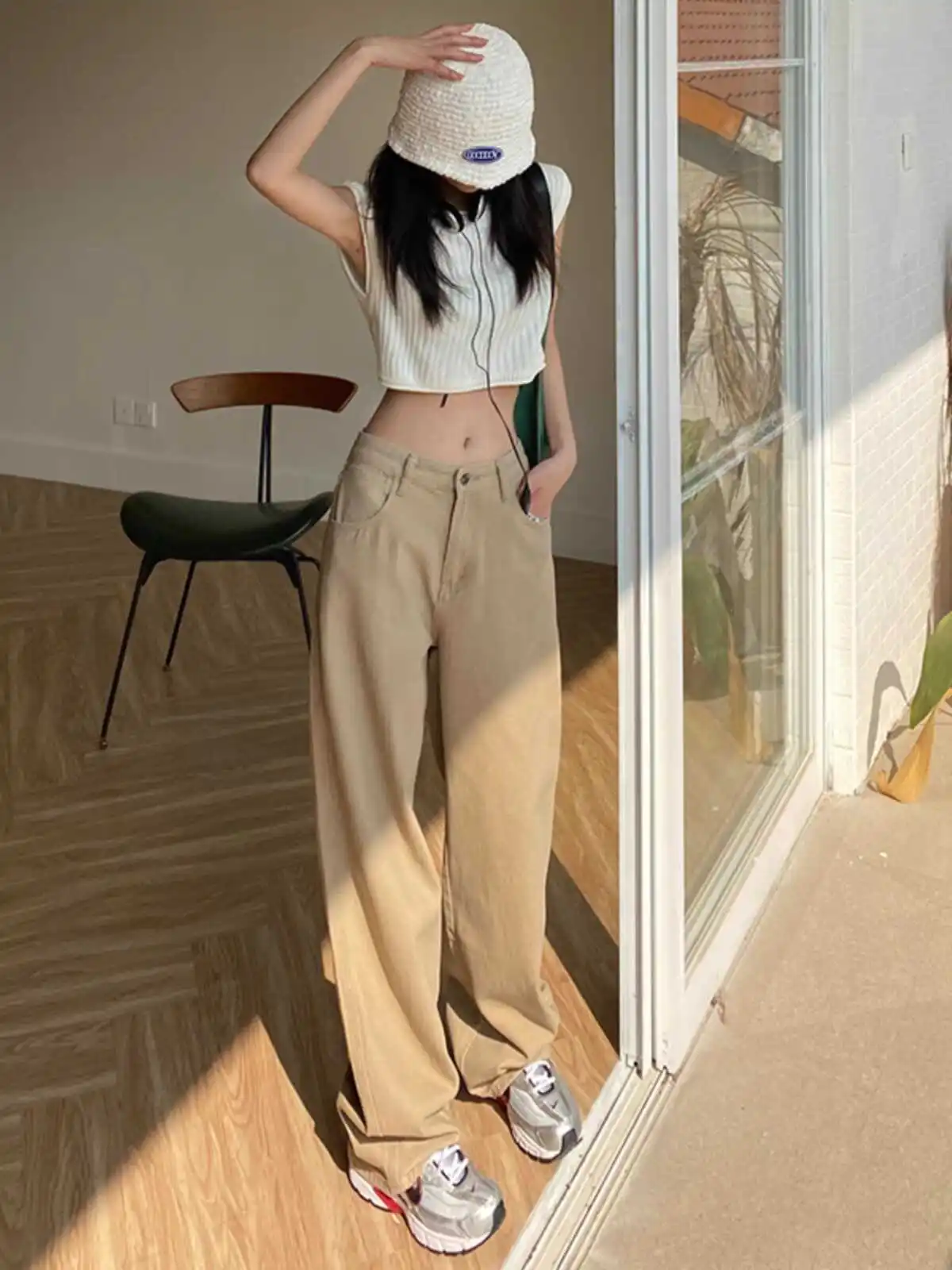 Khaki High Waist Wide Leg Jeans Women's Casual Loose Drapey Floor-Length Pants Spring Autumn New Style Slimming Effect
Khaki High Waist Wide Leg Jeans Women's Casual Loose Drapey Floor-Length Pants Spring Autumn New Style Slimming Effect