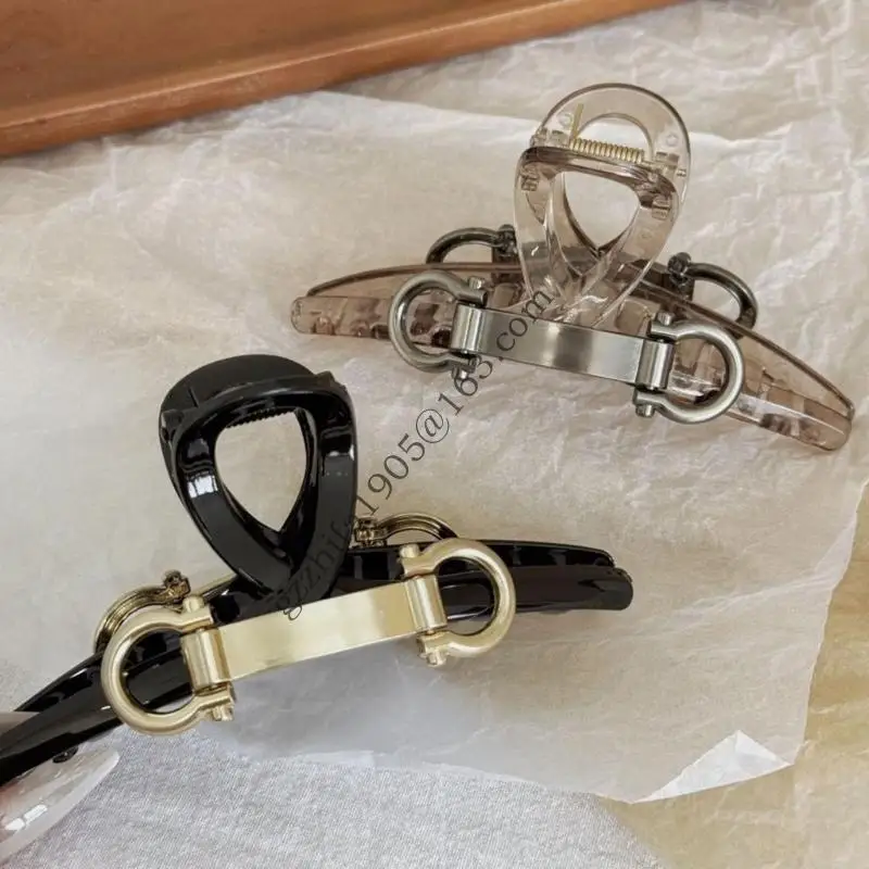Wide Hair Clip Large Hair Claw Clip Fashion Elegant Adornment Holder Large Clip Barrettes Hair Styling Tool Ornaments
Wide Hair Clip Large Hair Claw Clip Fashion Elegant Adornment Holder Large Clip Barrettes Hair Styling Tool Ornaments