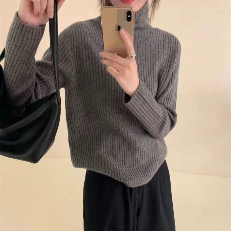Women's Turtleneck Autumn-Winter Solid Color Wool Knit Sweater Women's Casual Simple Pile Neck Pullover Loose Base Lazy Wind Top
Women's Turtleneck Autumn-Winter Solid Color Wool Knit Sweater Women's Casual Simple Pile Neck Pullover Loose Base Lazy Wind Top
