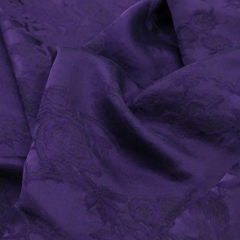 Blue light Purple intangible cultural heritage ancient method silk satin fabric plain crack
Blue light Purple intangible cultural heritage ancient method silk satin fabric plain crack