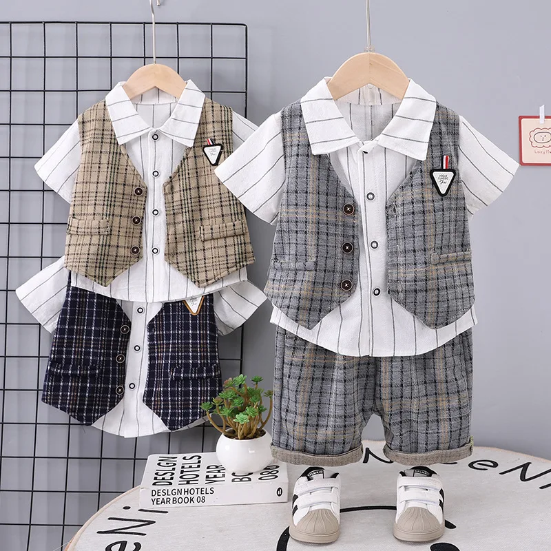 New Summer Baby Clothes Suit Children Boys Plaid Vest Shirt Shorts 3Pcs/Sets Infant Fashion Casual Costume Kids Tracksuits
New Summer Baby Clothes Suit Children Boys Plaid Vest Shirt Shorts 3Pcs/Sets Infant Fashion Casual Costume Kids Tracksuits