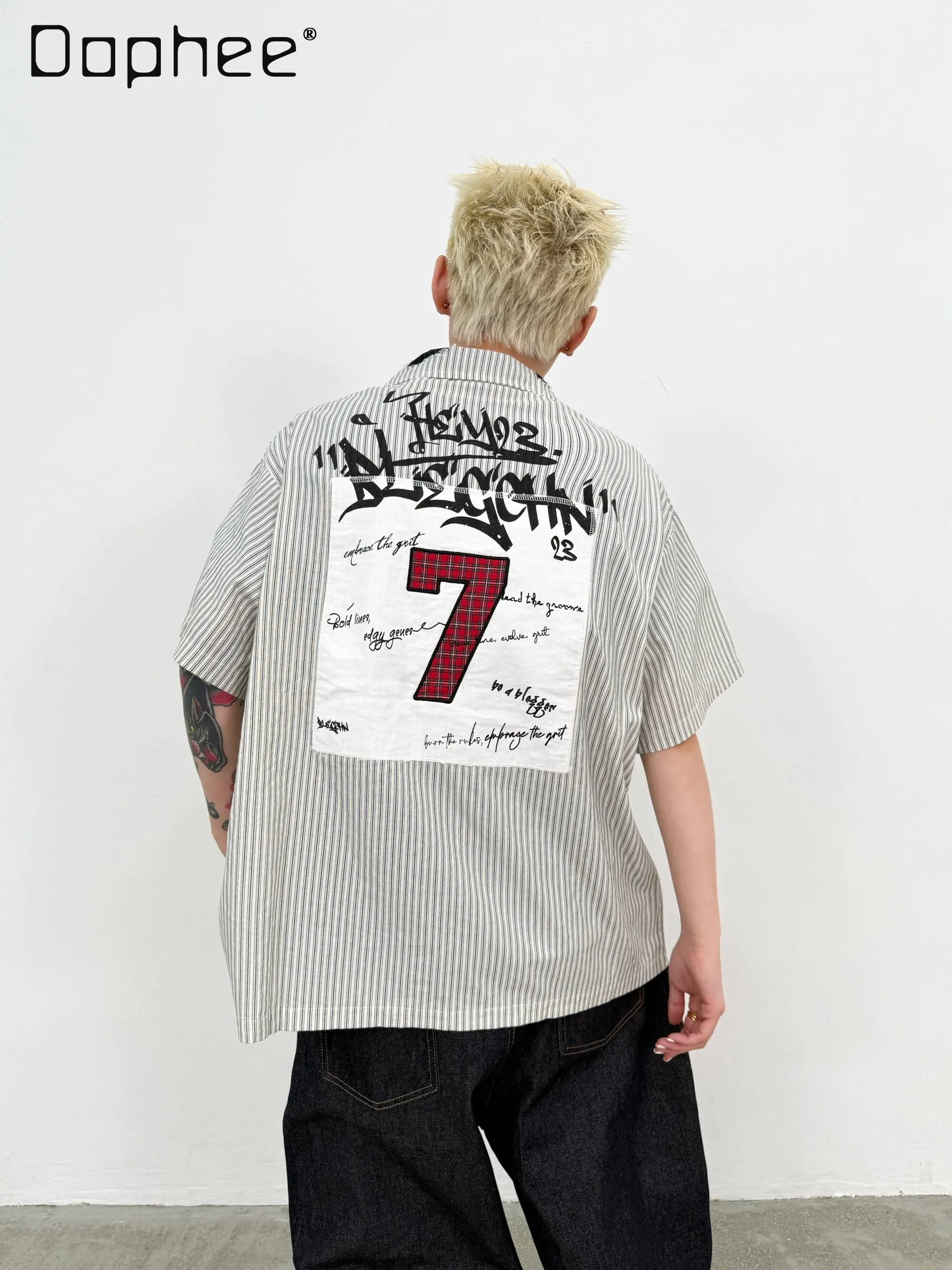 Men's Summer New Gray Striped Short Sleeve Shirt with Graffiti Number 7 Print Casual Loose Streetwear Button-Down Top
Men's Summer New Gray Striped Short Sleeve Shirt with Graffiti Number 7 Print Casual Loose Streetwear Button-Down Top
