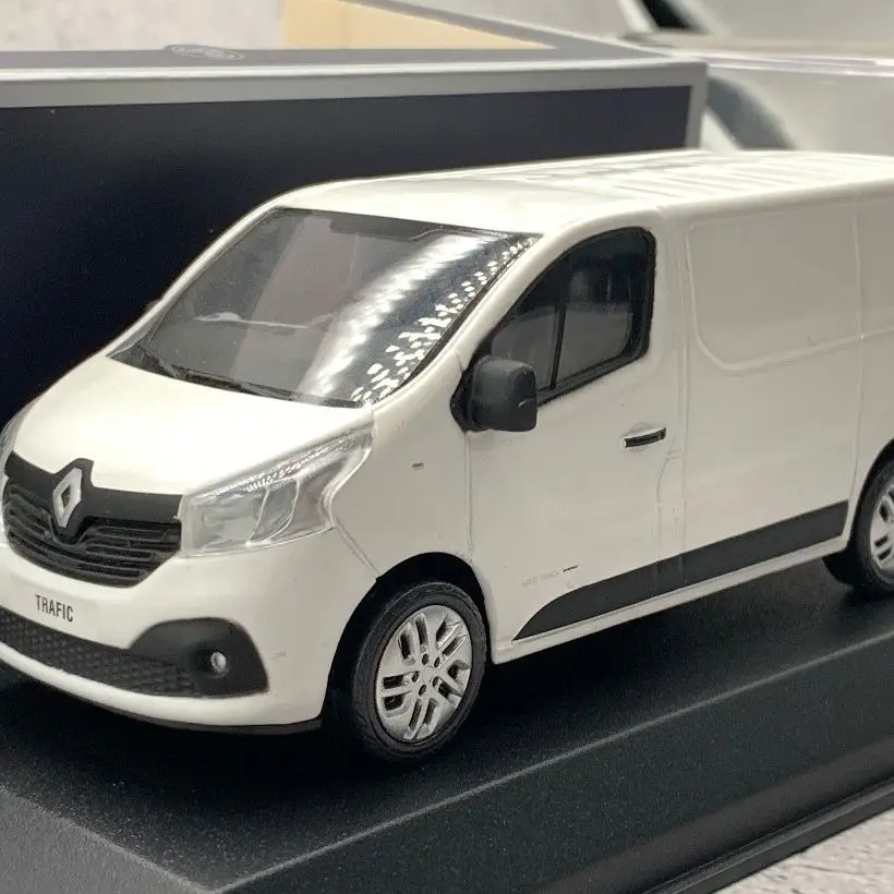Norwell 1/43 Renault, Van, модель автомобиля из сплава, без двери, без слов на шасси
Norwell 1/43 Renault, Van, модель автомобиля из сплава, без двери, без слов на шасси