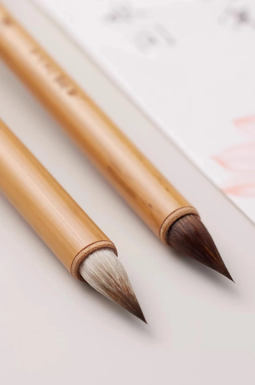 Кисть для каллиграфии в стиле «Петушевая шпора» династии Тан — твердые волосы с коротким кончиком для копирования обычных сценариев и сутры — древний ремонт
Кисть для каллиграфии в стиле «Петушевая шпора» династии Тан — твердые волосы с коротким кончиком для копирования обычных сценариев и сутры — древний ремонт