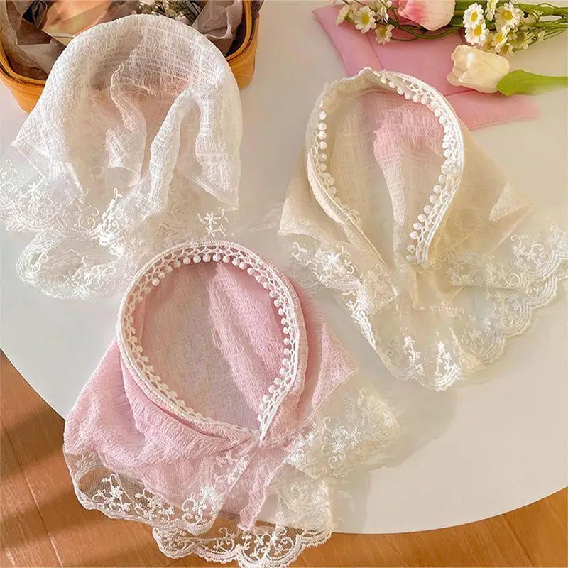 Ретро-шарф-повязка на голову с кружевом, принтом, в стиле бохо, треугольный платок, белые повязки для волос для женщин и девушек, модный милый платок
Ретро-шарф-повязка на голову с кружевом, принтом, в стиле бохо, треугольный платок, белые повязки для волос для женщин и девушек, модный милый платок