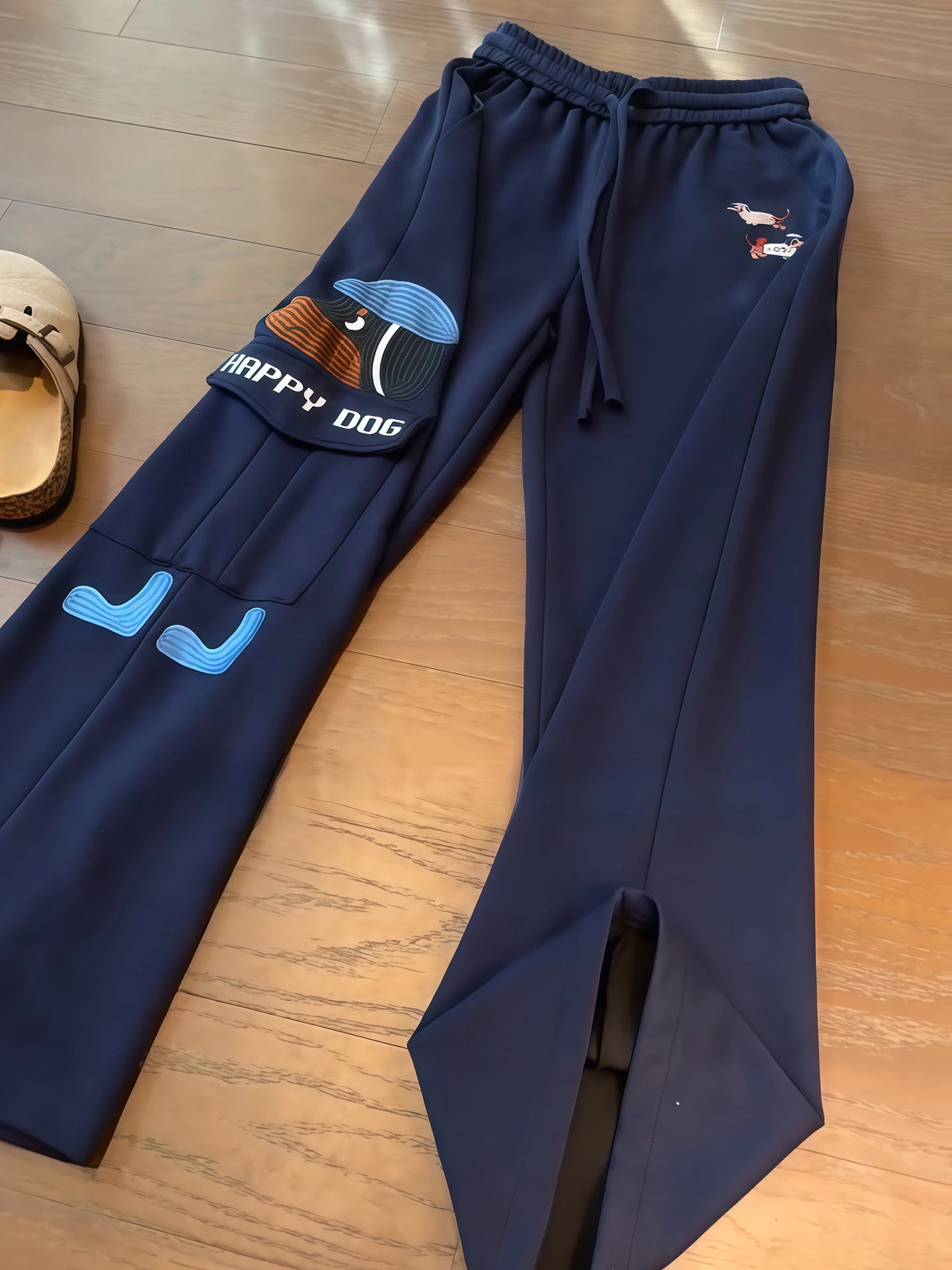 Синие джинсовые рабочие брюки с большими кетами и вышивкой, прямые брюки, мужские осенние повседневные брюки, свободный крой с рисунком собаки
Синие джинсовые рабочие брюки с большими кетами и вышивкой, прямые брюки, мужские осенние повседневные брюки, свободный крой с рисунком собаки