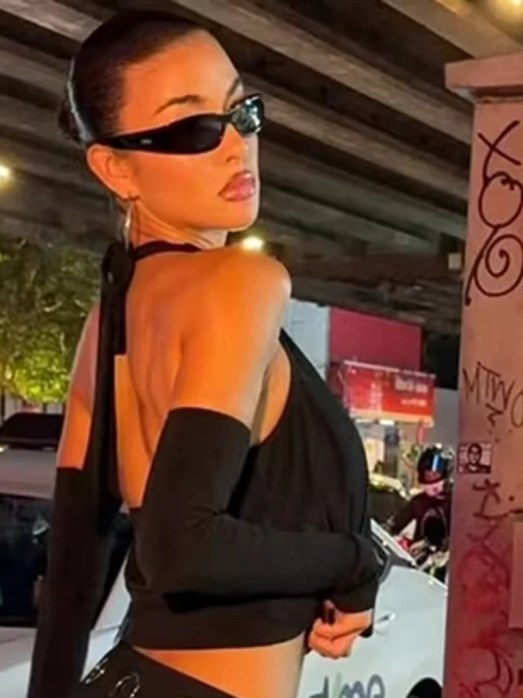 Whatiwear сексуальный жилет + чехол с длинными рукавами женский Холтер с открытой спиной на шнуровке с откидным воротником полая майка Hottie музыкальный фестиваль Клубная одежда
Whatiwear сексуальный жилет + чехол с длинными рукавами женский Холтер с открытой спиной на шнуровке с откидным воротником полая майка Hottie музыкальный фестиваль Клубная одежда