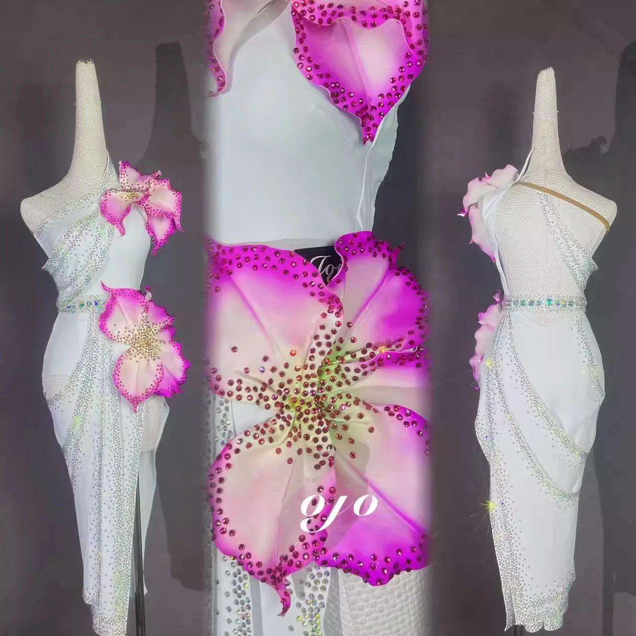 Latin Dance Professional Dress, High-end Customized Three-dimensional Flower Dress, Tango Female Adult Children's Stage Costume
Latin Dance Professional Dress, High-end Customized Three-dimensional Flower Dress, Tango Female Adult Children's Stage Costume