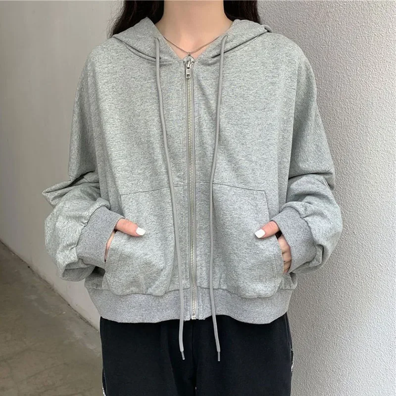 Lucyever Casual Hooded Sweatshirt Women Black Gray Y2K Zip Up Cropped Hoodies Female Harajuku Long Sleeve Loose Sports Jacket
Lucyever Casual Hooded Sweatshirt Women Black Gray Y2K Zip Up Cropped Hoodies Female Harajuku Long Sleeve Loose Sports Jacket