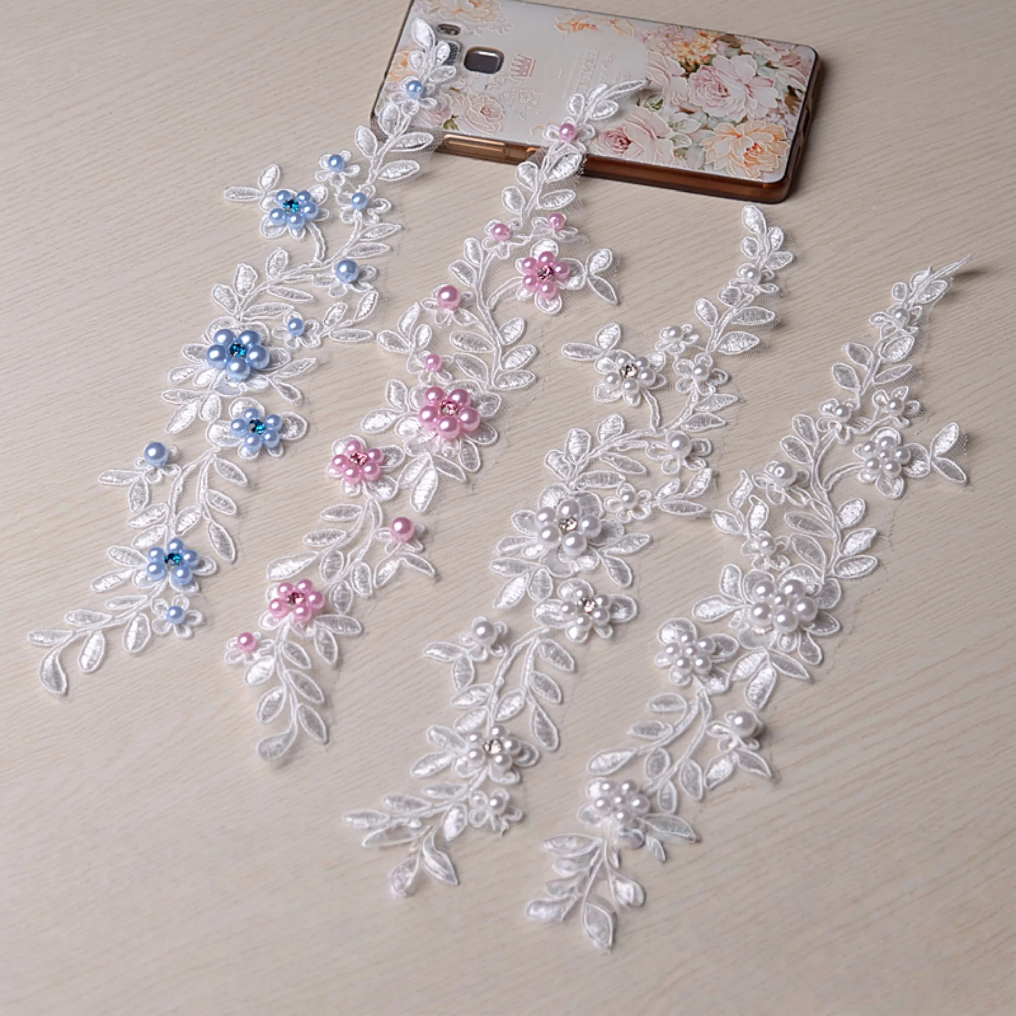 1 pair Handmade Lace Flower Edge Trim White with Hand-Punched Beads Pearls Crystals 6cm Wide 31cm Long for Clothing Accessories
1 pair Handmade Lace Flower Edge Trim White with Hand-Punched Beads Pearls Crystals 6cm Wide 31cm Long for Clothing Accessories