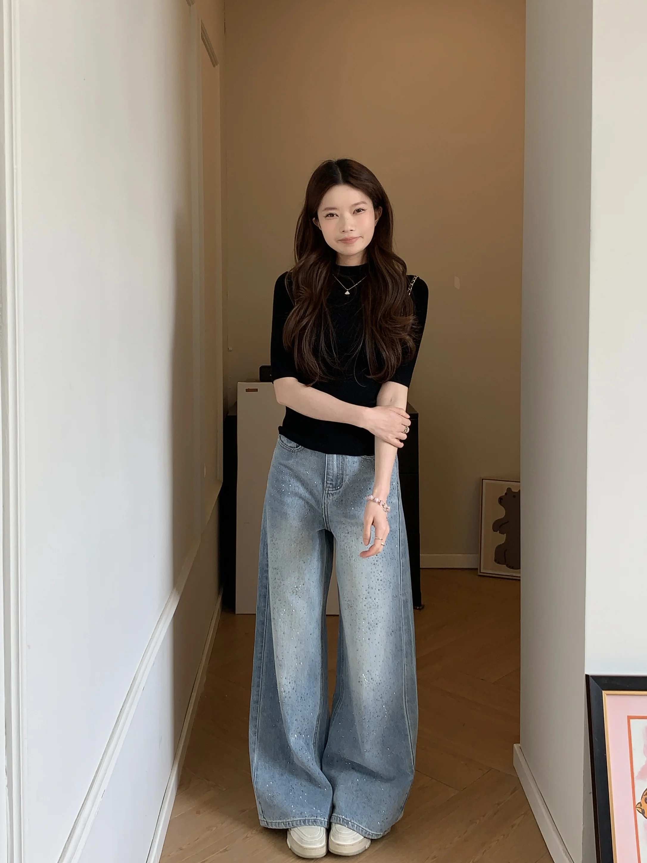 Viiwen Black Knitted Top Half High Collar Slim Fit Five Sleeve Versatile Waist Cinched Casual Style Women's Fashion
Viiwen Black Knitted Top Half High Collar Slim Fit Five Sleeve Versatile Waist Cinched Casual Style Women's Fashion