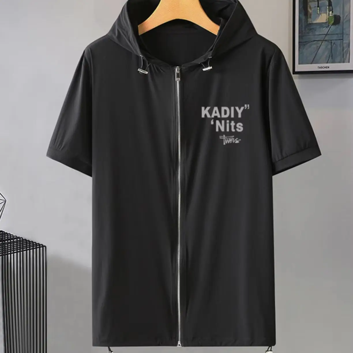Men's Summer Hooded Short Sleeve T-Shirt Casual Streetwear Graphic Print Zip Up Tops Breathable Sport T Shirt For Male Daily
Men's Summer Hooded Short Sleeve T-Shirt Casual Streetwear Graphic Print Zip Up Tops Breathable Sport T Shirt For Male Daily