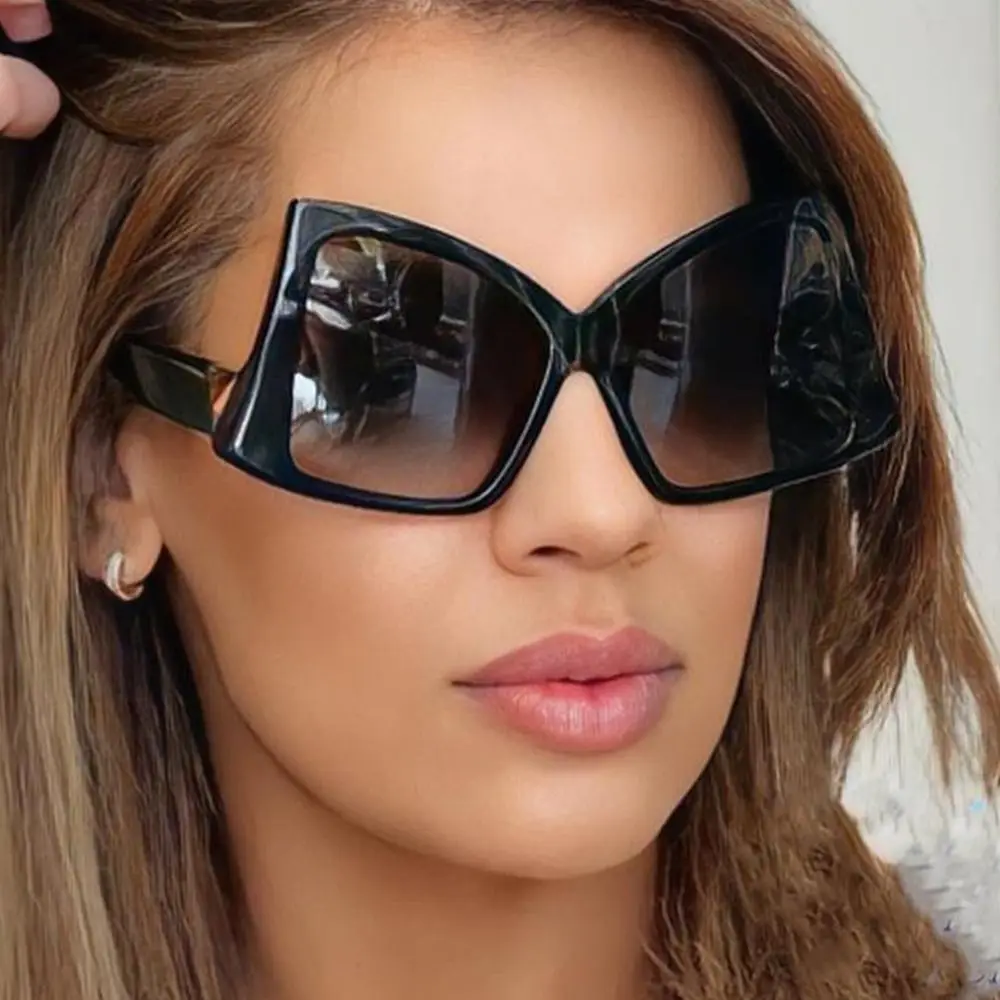 Oversized Punk Goggles Eyeglasses Y2K Punk Sun Glasses Irregular Sunglasses Butterfly Sunglasses
Oversized Punk Goggles Eyeglasses Y2K Punk Sun Glasses Irregular Sunglasses Butterfly Sunglasses