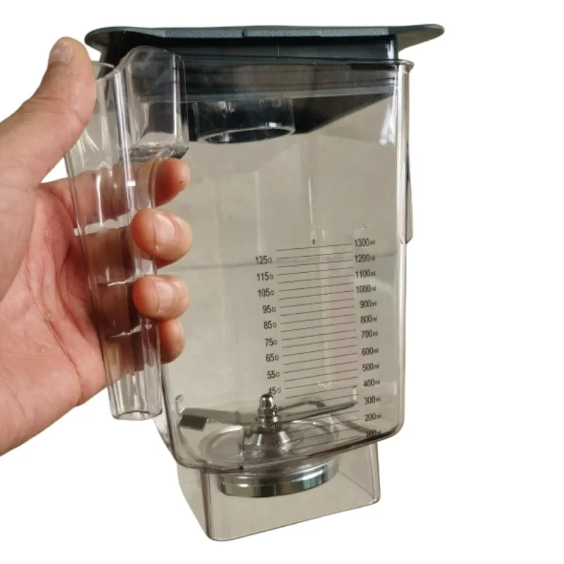 Оригинальная чашка для блендера на 90 унций, 3 кварца для Blendtec q-series 825, замена аксессуаров для коммерческой машины для смузи
Оригинальная чашка для блендера на 90 унций, 3 кварца для Blendtec q-series 825, замена аксессуаров для коммерческой машины для смузи