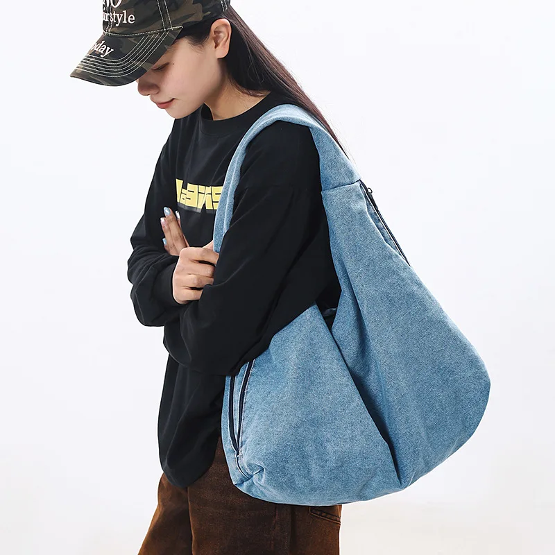 Casual Denim women handbag Large Capacity Shoulder Bags Designer Female hobos Bag Korean fashion lady big totes bolsas blue
Casual Denim women handbag Large Capacity Shoulder Bags Designer Female hobos Bag Korean fashion lady big totes bolsas blue