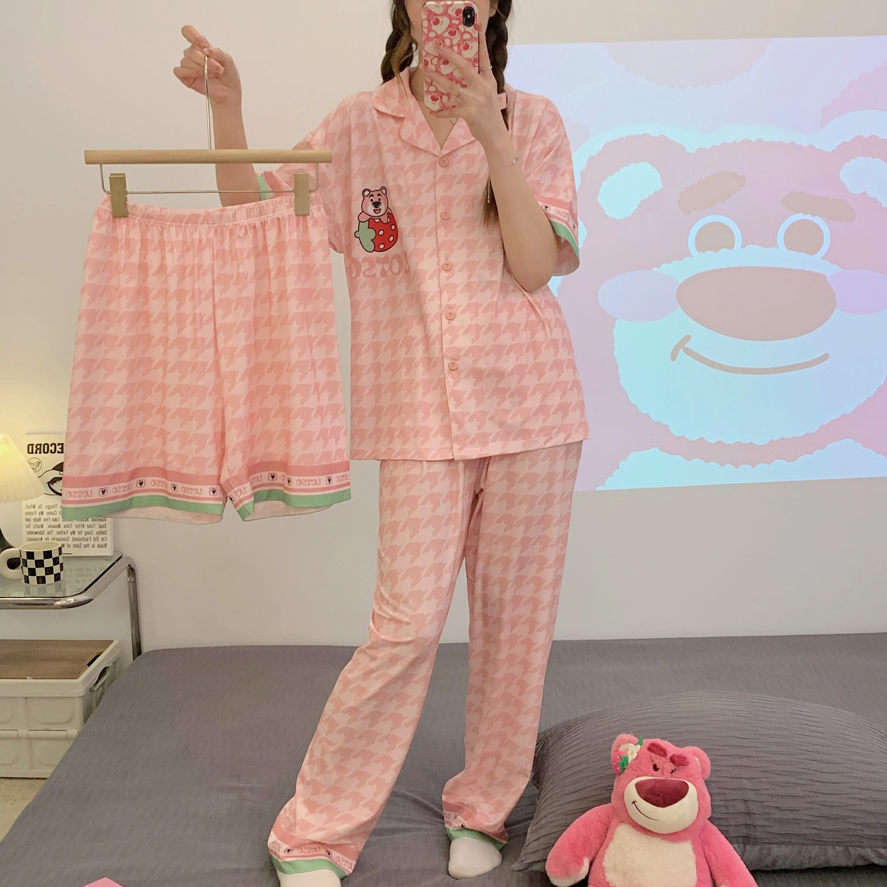 Spring New Ladies Pijamas Set Women Clothing Suit Autumn Pajamas for Teen Girls Turn-down Collar Short-sleeve Trousers Household
Spring New Ladies Pijamas Set Women Clothing Suit Autumn Pajamas for Teen Girls Turn-down Collar Short-sleeve Trousers Household