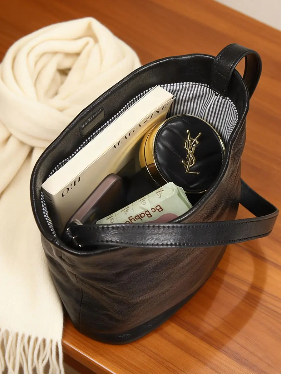 Black Bucket Bag Women's 2026 New Style Unique Shoulder Crossbody Bag High-End Sensation Lightweight Summer Handbag
Black Bucket Bag Women's 2026 New Style Unique Shoulder Crossbody Bag High-End Sensation Lightweight Summer Handbag