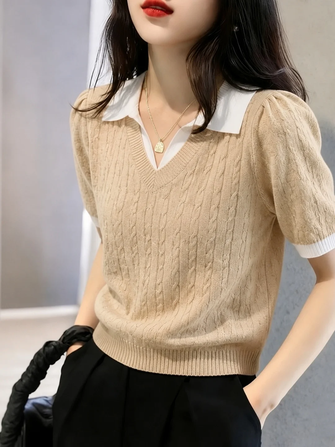 Summer Short Sleeve Knitted Top Anti-Aging Color Block Design Women's Fashionable Soft Straight Cut Style Commute Inspired Bl...
Summer Short Sleeve Knitted Top Anti-Aging Color Block Design Women's Fashionable Soft Straight Cut Style Commute Inspired Bl...