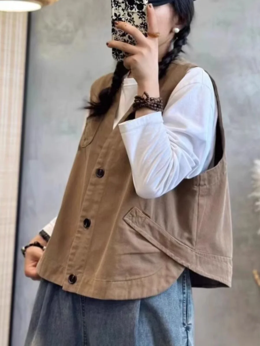 Женская свободная майка из чистого хлопка, повседневная универсальная модель с V-образным вырезом, тонкая осенняя верхняя одежда для полных женщин
Женская свободная майка из чистого хлопка, повседневная универсальная модель с V-образным вырезом, тонкая осенняя верхняя одежда для полных женщин