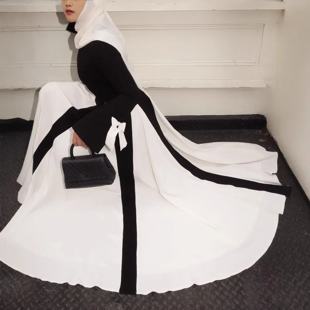 2025 Fashion Black White Patchwork Elegant Women Evening Gown Muslim O-neck Long Sleeved Maxi Dress Ladies High Waist Slim Robes
2025 Fashion Black White Patchwork Elegant Women Evening Gown Muslim O-neck Long Sleeved Maxi Dress Ladies High Waist Slim Robes