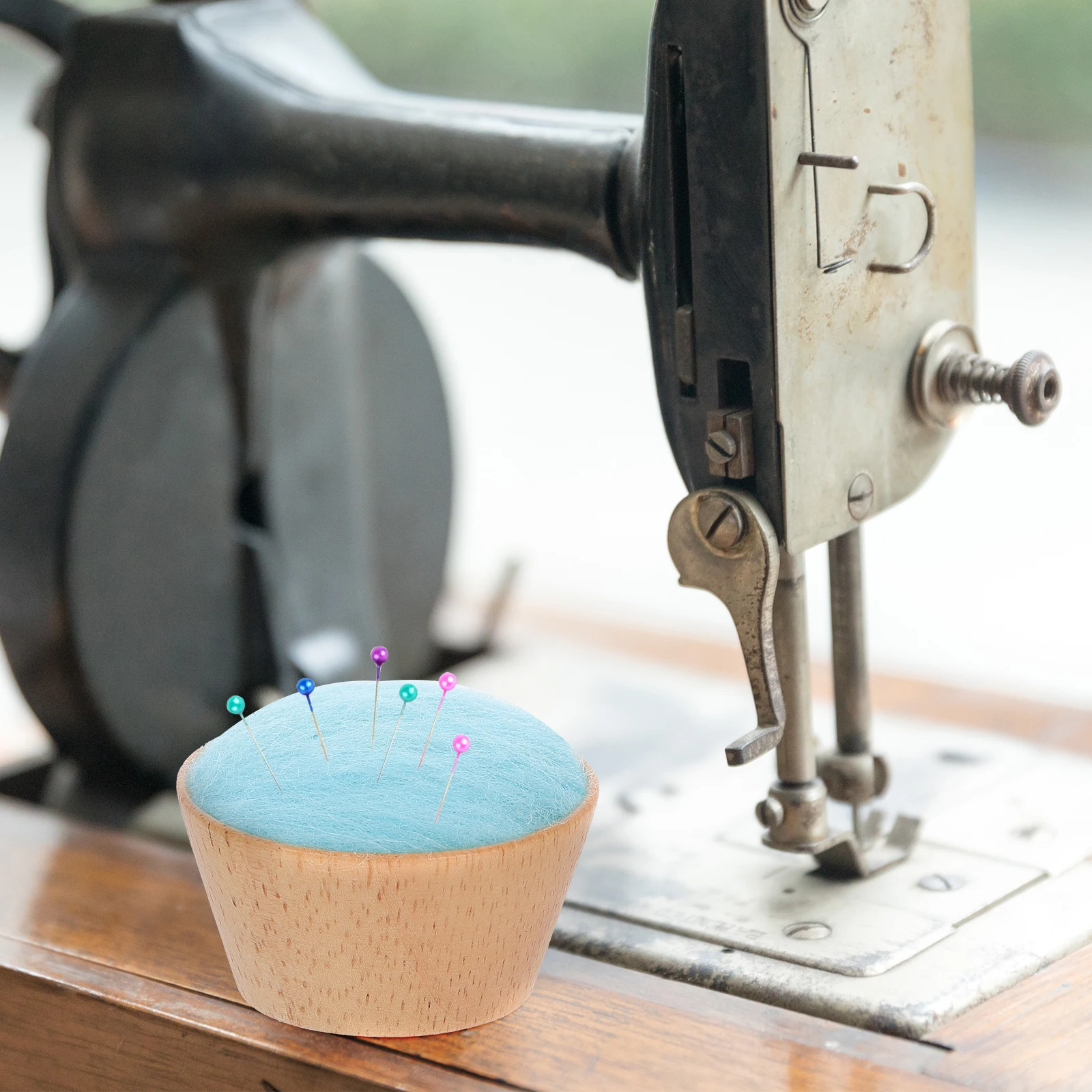 Semi-circular Needle and Thread Box Cushion Sewing Seam Wool Wrist Pincushion Cushions Organizer
Semi-circular Needle and Thread Box Cushion Sewing Seam Wool Wrist Pincushion Cushions Organizer