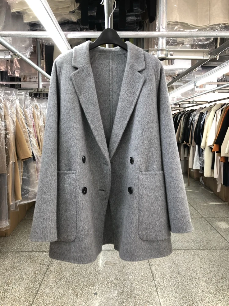 2023 New Women Short Double-sided Wool Coat Short Women Korean Double Breasted Lapel Long Sleeve Fashion Loose Jacket Autumn Win
2023 New Women Short Double-sided Wool Coat Short Women Korean Double Breasted Lapel Long Sleeve Fashion Loose Jacket Autumn Win