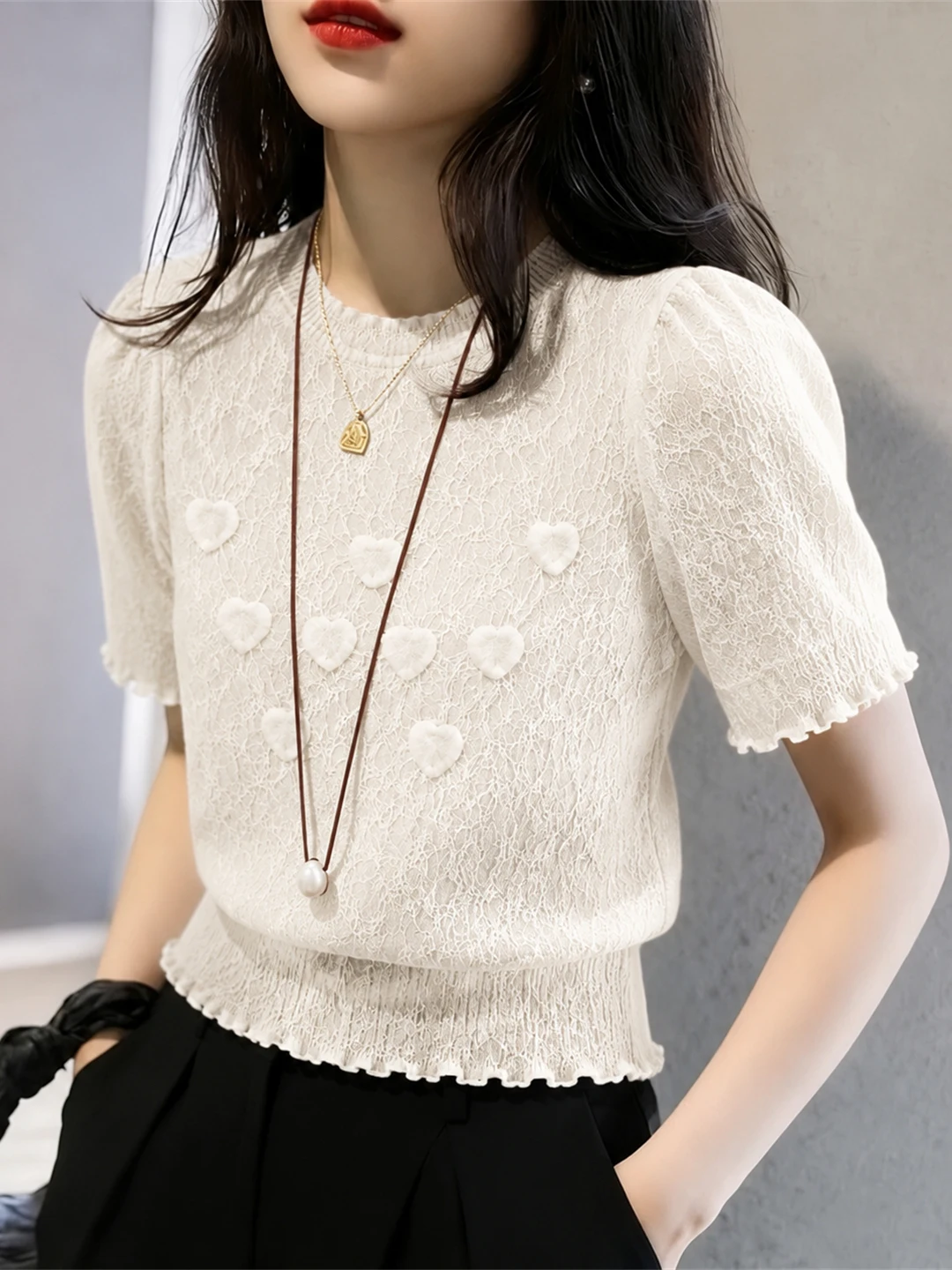 Elegant Sweet Style Short Sleeve round Neck Pullover Slimming Versatile Top Korean Version Straight Cut Silk Women's Shirt
Elegant Sweet Style Short Sleeve round Neck Pullover Slimming Versatile Top Korean Version Straight Cut Silk Women's Shirt