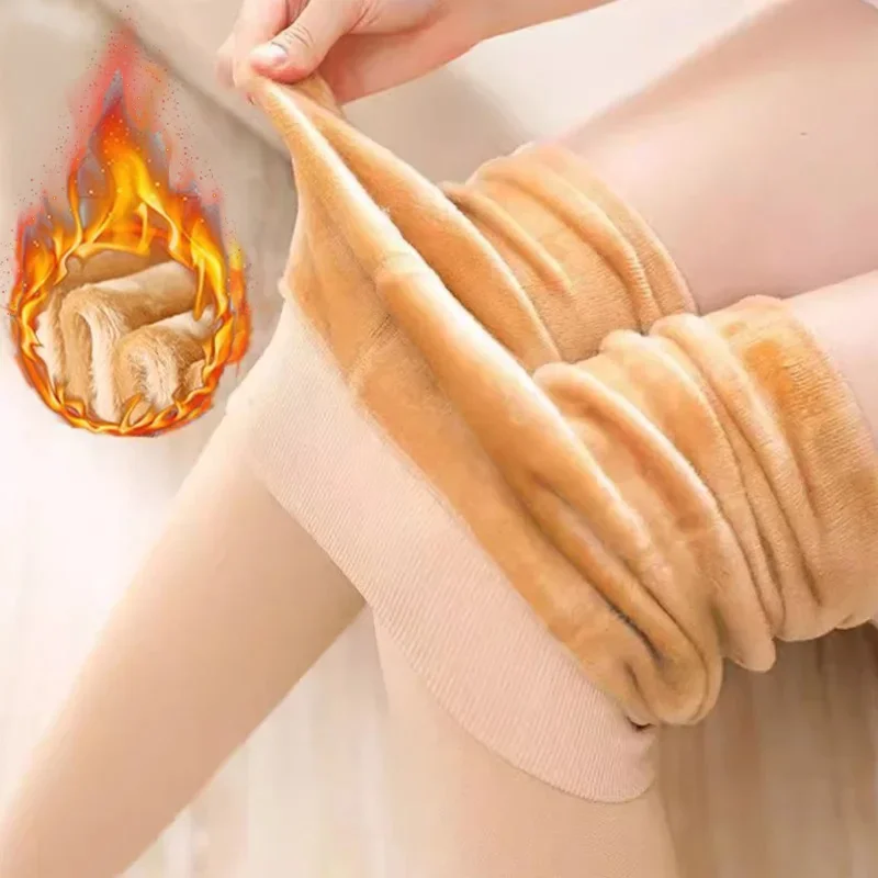 Осенне-зимние флисовые леггинсы для женщин, бархатные теплые чулки, колготки, леггинсы с высокой талией, эластичные тонкие сексуальные чулки
Осенне-зимние флисовые леггинсы для женщин, бархатные теплые чулки, колготки, леггинсы с высокой талией, эластичные тонкие сексуальные чулки