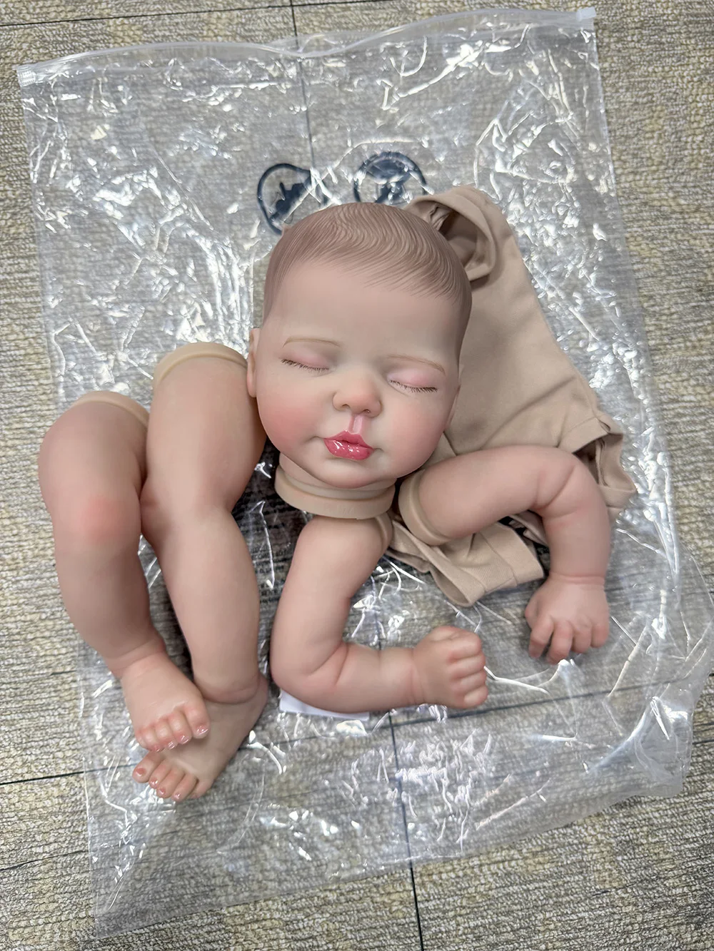 20inch Already Painted Kits Valentina Reborn Doll Parts with Cloth Body Many Detailed Veins Muñecas Kit Bebe Reborn
20inch Already Painted Kits Valentina Reborn Doll Parts with Cloth Body Many Detailed Veins Muñecas Kit Bebe Reborn