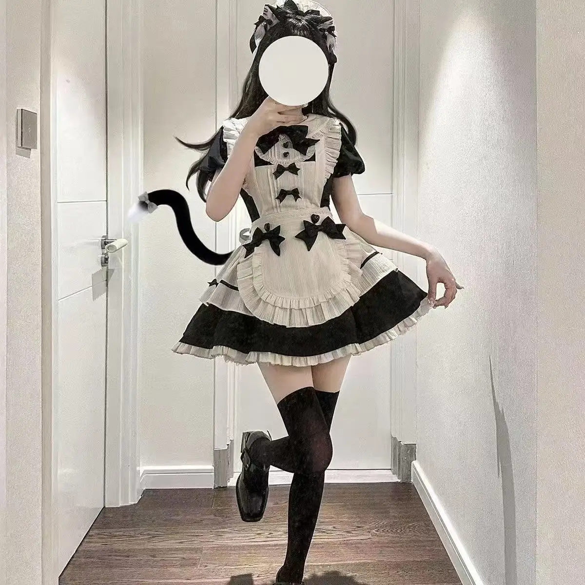 Autumn Japanese Cute Lolita Maid Style Sweet Two-piece Set Women's Puff Sleeve Doll Collar Dress and Bowknot Apron Vintage Set
Autumn Japanese Cute Lolita Maid Style Sweet Two-piece Set Women's Puff Sleeve Doll Collar Dress and Bowknot Apron Vintage Set
