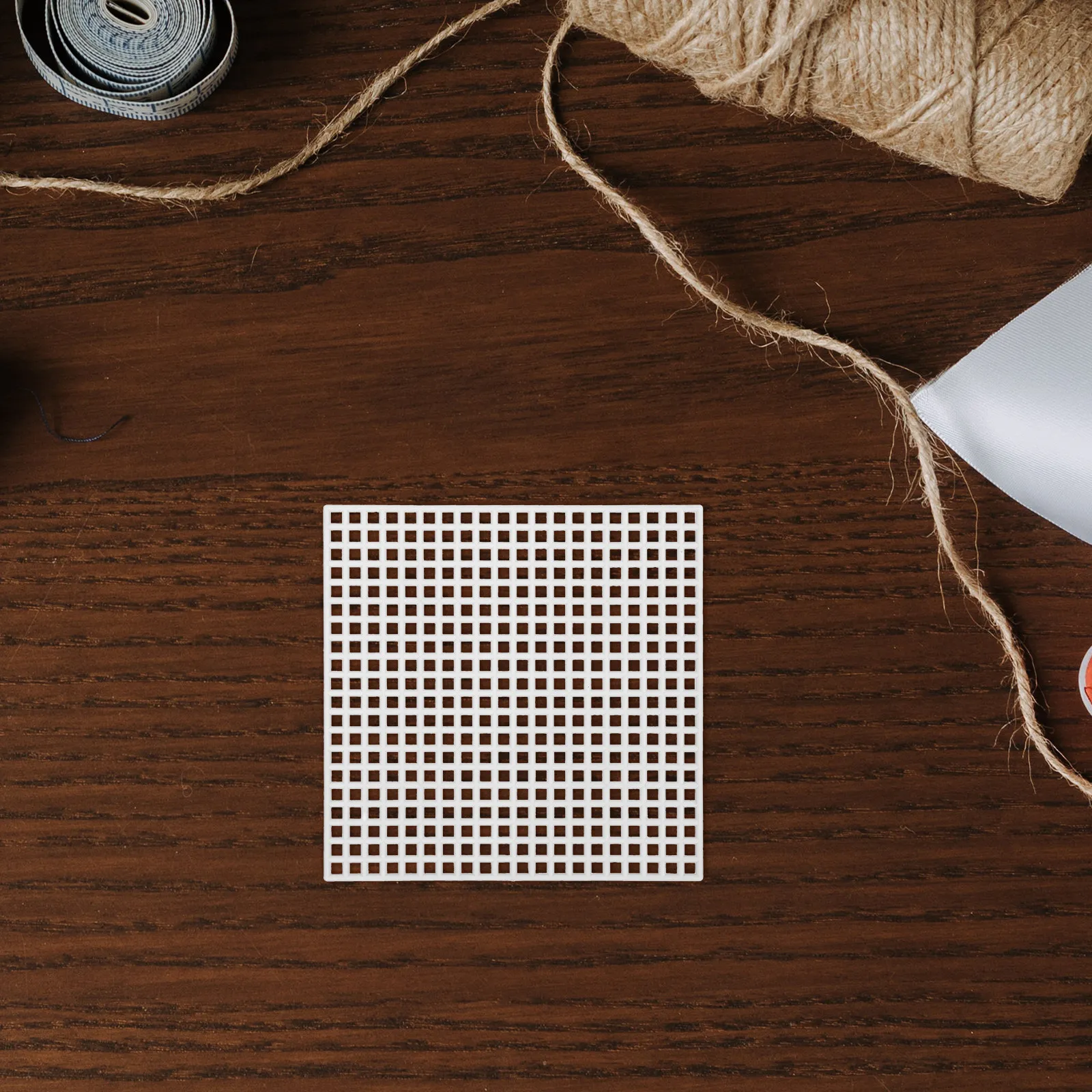 40Pcs 8x8cm 6 Count Plastic Mesh Sheet for Embroidery Cross Stitch Needlepoint Bag Making DIY Crafts White Square Grid Canvas
40Pcs 8x8cm 6 Count Plastic Mesh Sheet for Embroidery Cross Stitch Needlepoint Bag Making DIY Crafts White Square Grid Canvas