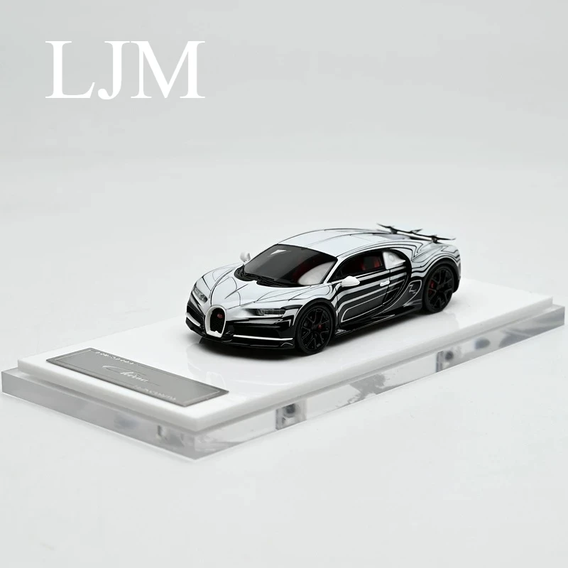 LJM 1:64 resin Bugatti Chiron ceramic dragon collection model toy collection finished piece decorative item for boys' gift
LJM 1:64 resin Bugatti Chiron ceramic dragon collection model toy collection finished piece decorative item for boys' gift