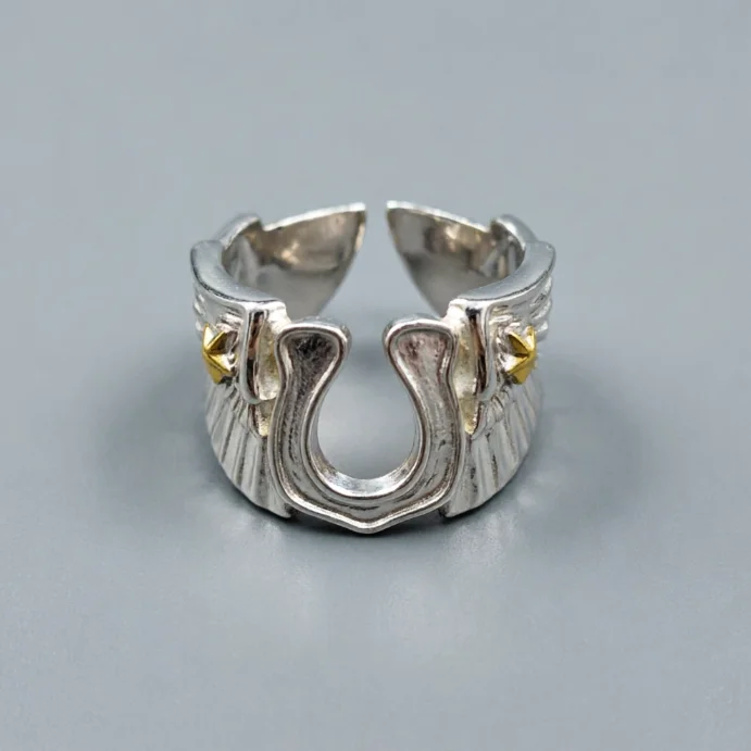 s925 sterling silver retro punk fashion horseshoe iron feather five-pointed star ring with adjustable opening for men and women
s925 sterling silver retro punk fashion horseshoe iron feather five-pointed star ring with adjustable opening for men and women