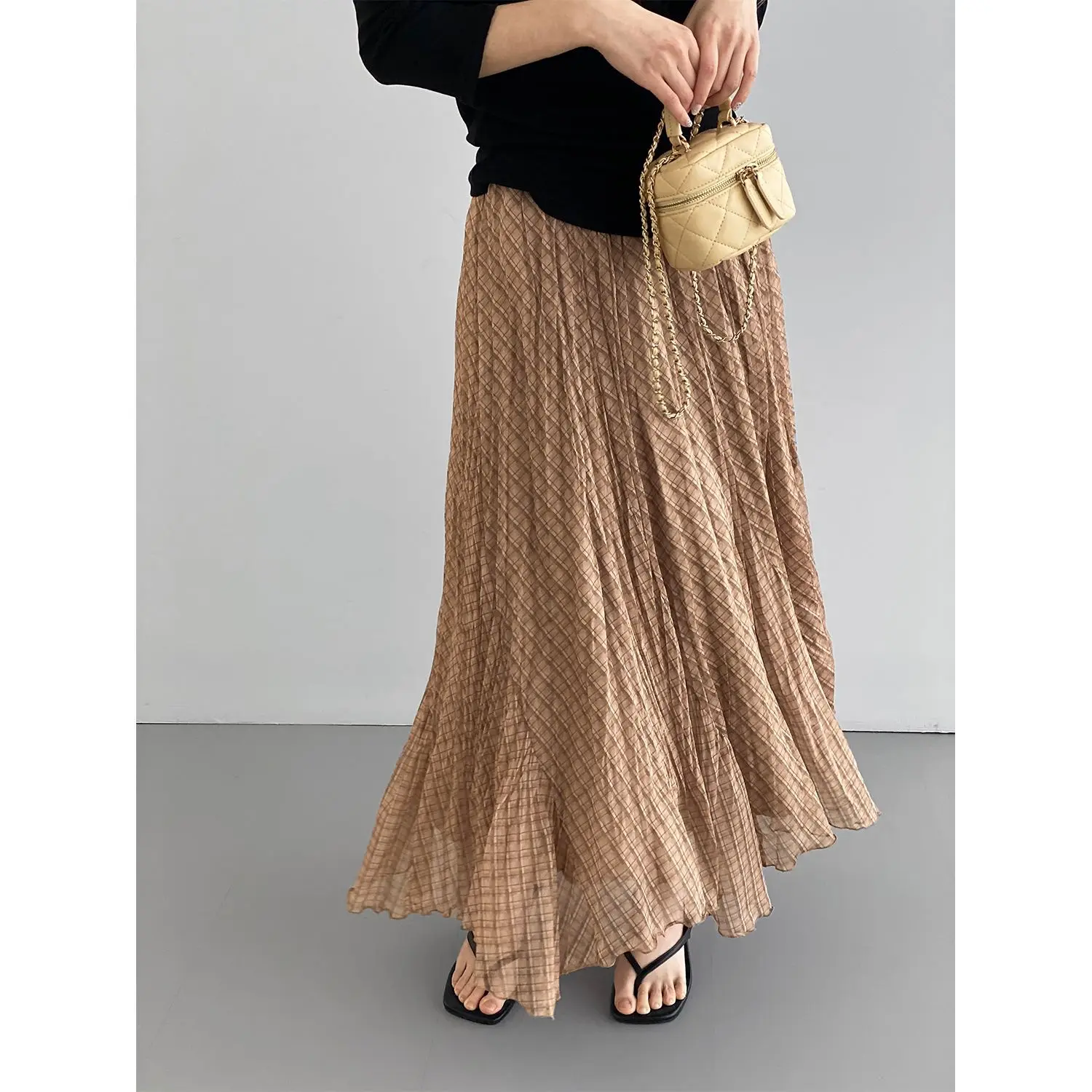 2026 Plaid Skirt Women's Elastic Waist Versatile and Thin A-shaped Skirt
2026 Plaid Skirt Women's Elastic Waist Versatile and Thin A-shaped Skirt