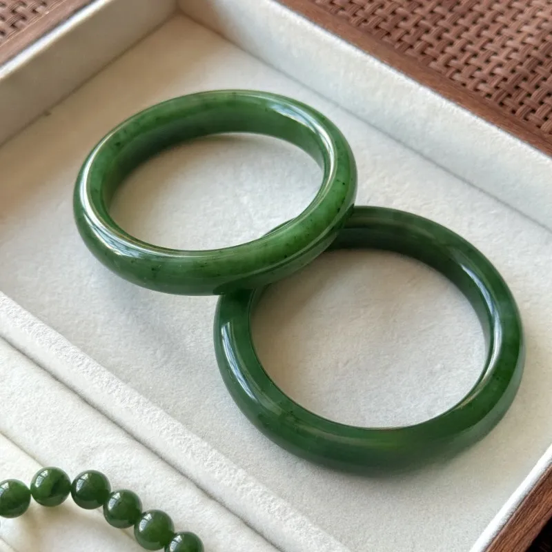 Certified natural Hotan Jade jasper Black Spotted green bracelet flat bar
Certified natural Hotan Jade jasper Black Spotted green bracelet flat bar