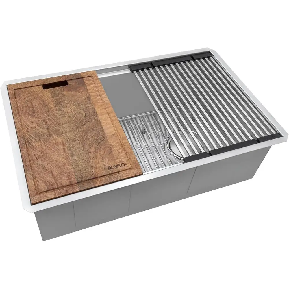 33 Undermount Stainless Steel Kitchen Sink with Offset Drain and Brushed Finish
33 Undermount Stainless Steel Kitchen Sink with Offset Drain and Brushed Finish