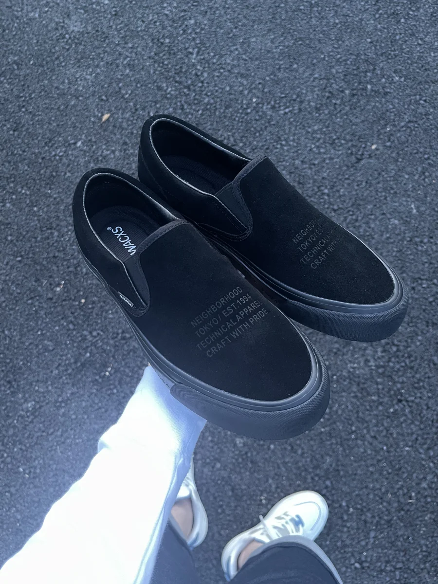 All Bla Full Suede SlipOn Collaborative Board oes Breathable Flat Heel round Toe Casual Sneakers for Young Men
All Bla Full Suede SlipOn Collaborative Board oes Breathable Flat Heel round Toe Casual Sneakers for Young Men