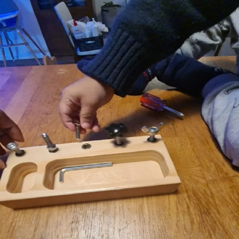 Montessori Busy Board Practical Life Material Fine Motor Skill Basic Life Tools Learning Education Toys For Toddlers F0866H
Montessori Busy Board Practical Life Material Fine Motor Skill Basic Life Tools Learning Education Toys For Toddlers F0866H